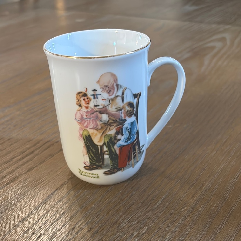 Norman Rockwell “the toymaker” White Ceramic Mug💚